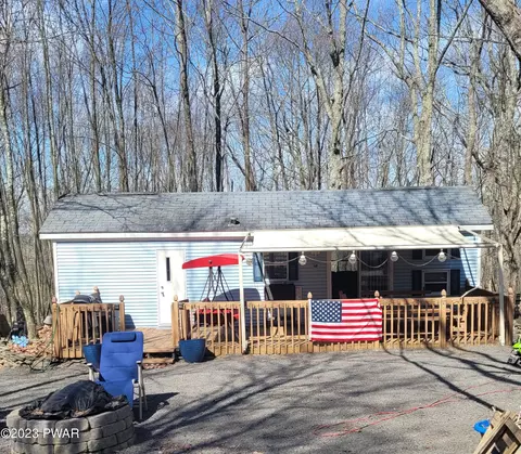 164 Cardinal Ln, Shohola, PA 18458