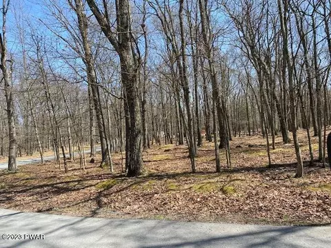 lot90 Deer Trail Dr, Hawley, PA 18428