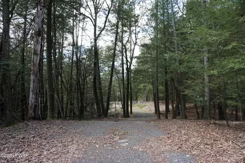 lot Apt 5 Mountainview Ct Rd, Milford, PA 18337