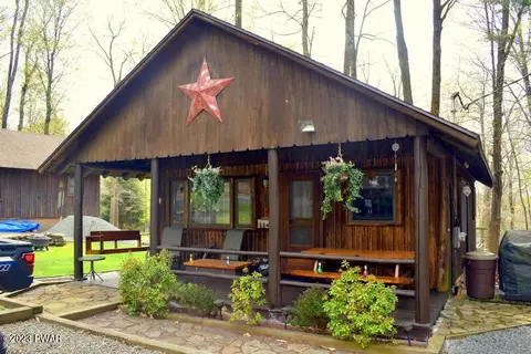 143 Bear Rock Rd, Lake Ariel, PA 18436