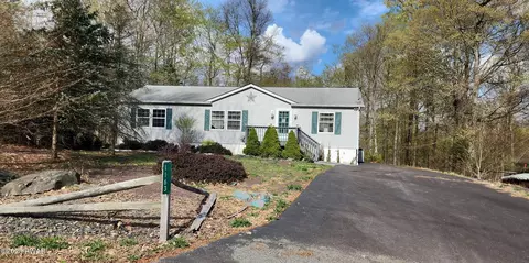 1163 Lakeland Dr, Lake Ariel, PA 18436