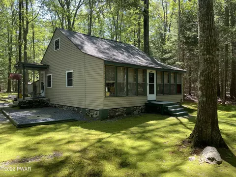918 Pa-390, Greentown, PA 18426