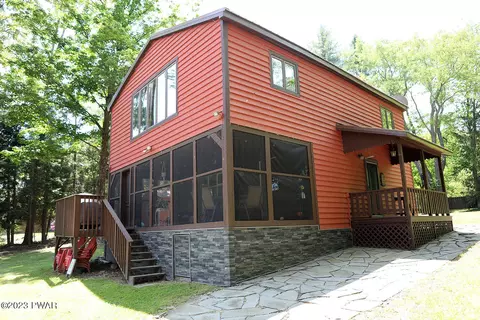 3812 C River Rd, Equinunk, PA 18417