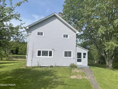 190 Lamberton Rd, Lake Ariel, PA 18436