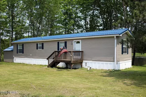 366 Canfield Rd, Damascus, PA 18415