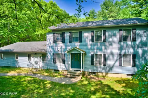 296 Foster Hill Rd, Milford, PA 18337