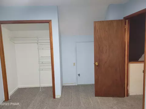 2275 Cramer Rd, Bushkill, PA 18324 photo 12