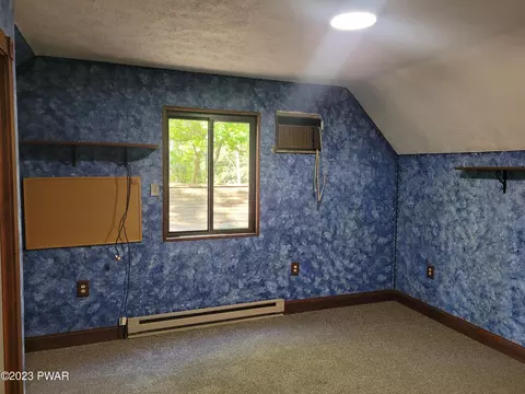 2275 Cramer Rd, Bushkill, PA 18324 photo 17