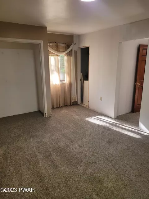 2275 Cramer Rd, Bushkill, PA 18324 photo 29