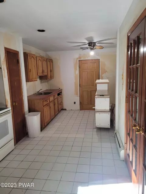 2275 Cramer Rd, Bushkill, PA 18324 photo 26