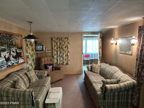 111 Ness Rd, Dingmans Ferry, PA 18328 photo 3