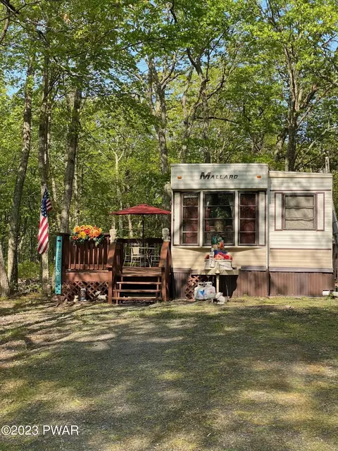 115 Owl Way, Milford, PA 18337