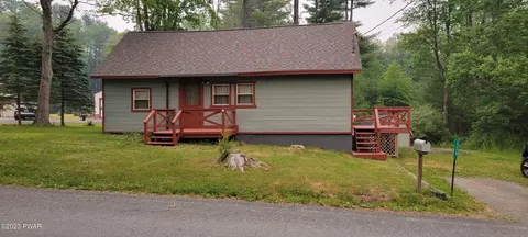 128 Mill Rd, Hawley, PA 18428