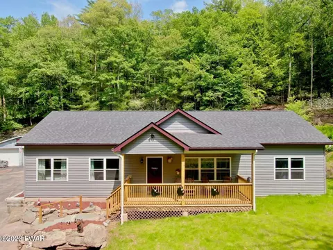 990 Long Ridge Rd, Hawley, PA 18428