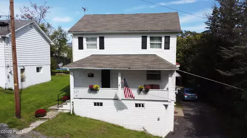 86 South St, Forest City, PA 18421