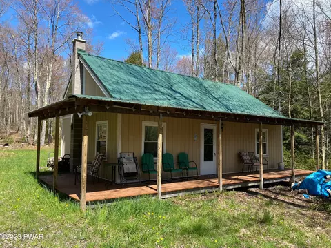 167 Brace Brook Rd, Forest City, PA 18421