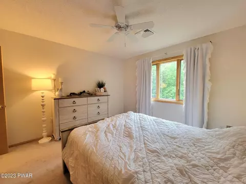 142 Eisenhower Dr, Lords Valley, PA 18428 photo 53