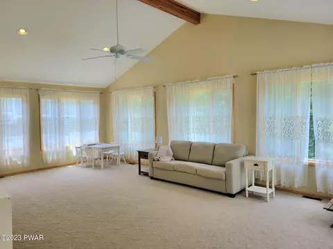 142 Eisenhower Dr, Lords Valley, PA 18428 photo 43