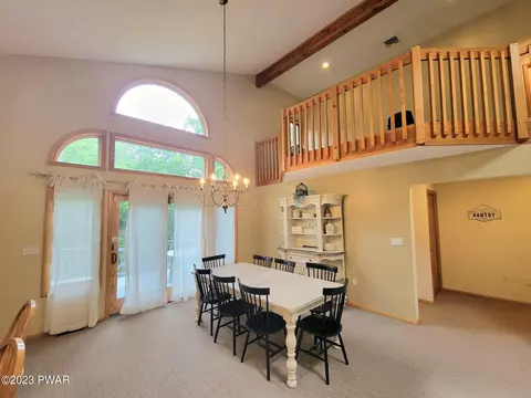 142 Eisenhower Dr, Lords Valley, PA 18428 photo 22