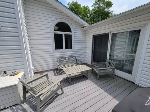 142 Eisenhower Dr, Lords Valley, PA 18428 photo 61