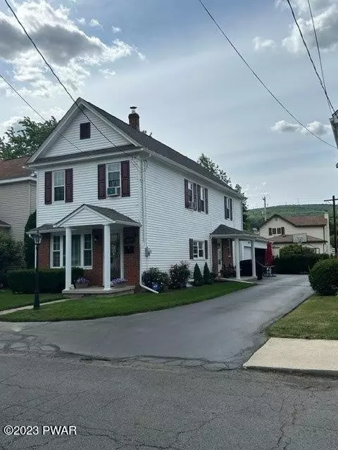 1147 Olga St, Dickson City, PA 18519