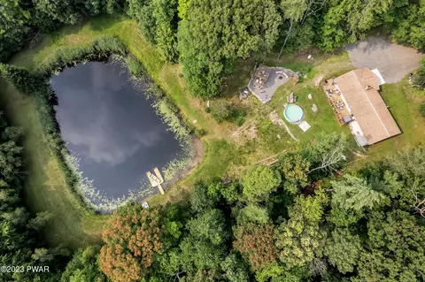123 Crane Rd, Lakeville, PA 18438