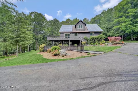 58 St Marys Church Rd, Lake Ariel, PA 18436