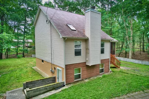 119 Spring Dr, Dingmans Ferry, PA 18328 photo 33