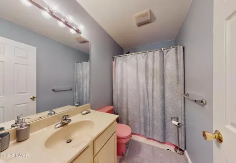 119 Spring Dr, Dingmans Ferry, PA 18328 photo 20