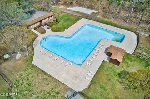 119 Spring Dr, Dingmans Ferry, PA 18328 photo 45