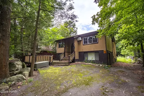 23 Cliffwood Rd, Lake Ariel, PA 18436