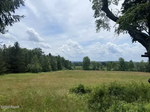 Kratz Road, Honesdale, PA 18431