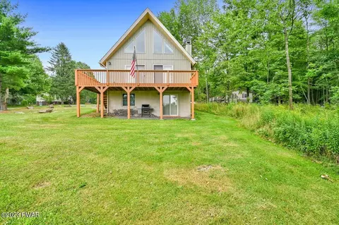 73 Grandview Dr, Lake Ariel, PA 18436