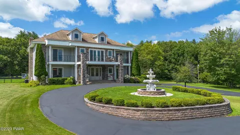 91 Rosencranse Rd, Honesdale, PA 18431