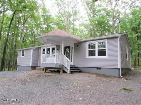 119 Forest Dr, Lords Valley, PA 18428