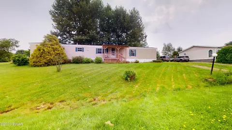 138 Buckingham Hts, Moscow, PA 18444