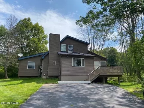 85 Highpoint Dr, Lake Ariel, PA 18436
