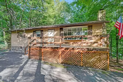 22 Forest Ln, Lake Ariel, PA 18436