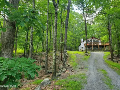 313 Forest Dr, Lords Valley, PA 18428