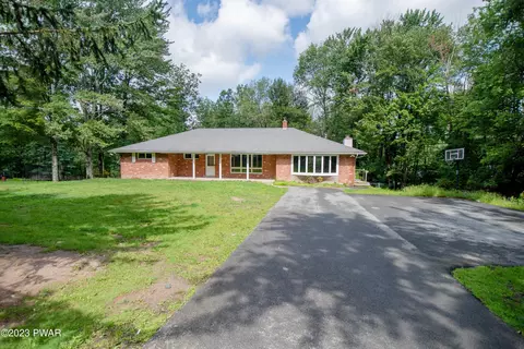 118 Ansley Rd, Paupack, PA 18451