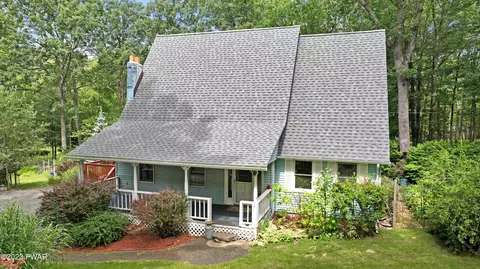 101 W Lilac Ct, Milford, PA 18337