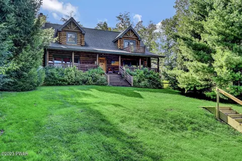 1310 Lake Ariel Hwy, Lake Ariel, PA 18436