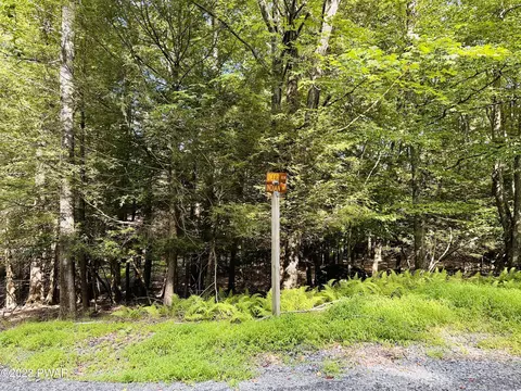 lot93 Indian Dr, Greentown, PA 18426