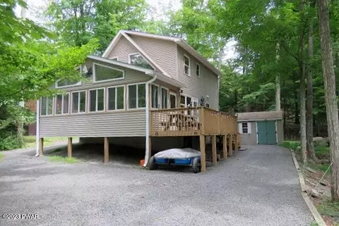 1032 Harmony Dr, Lake Ariel, PA 18436