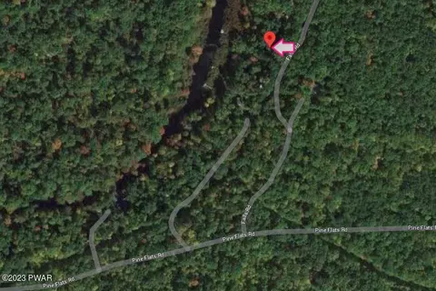 128 Falls Rd, Dingmans Ferry, PA 18328 photo 29