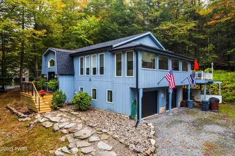 134 Tanbark Dr, Greentown, PA 18426