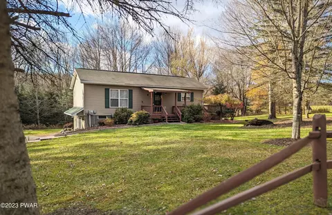 13 Meadowland Dr, Damascus, PA 18415