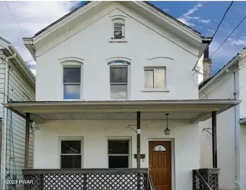 6 2nd St, Port Jervis, NY 12771