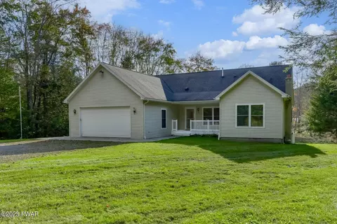 416 Swartz Valley Rd, Spring Brook, PA 18444