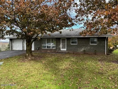 100 Wayne St, Honesdale, PA 18431